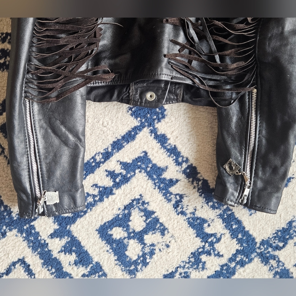 Vintage Women's Brooks Leather Jacket Belted Fringe - Picture 13 of 16